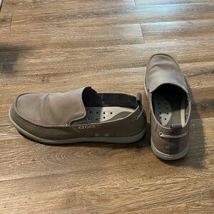 CROCS Men's Grey Slip-On Loafers
